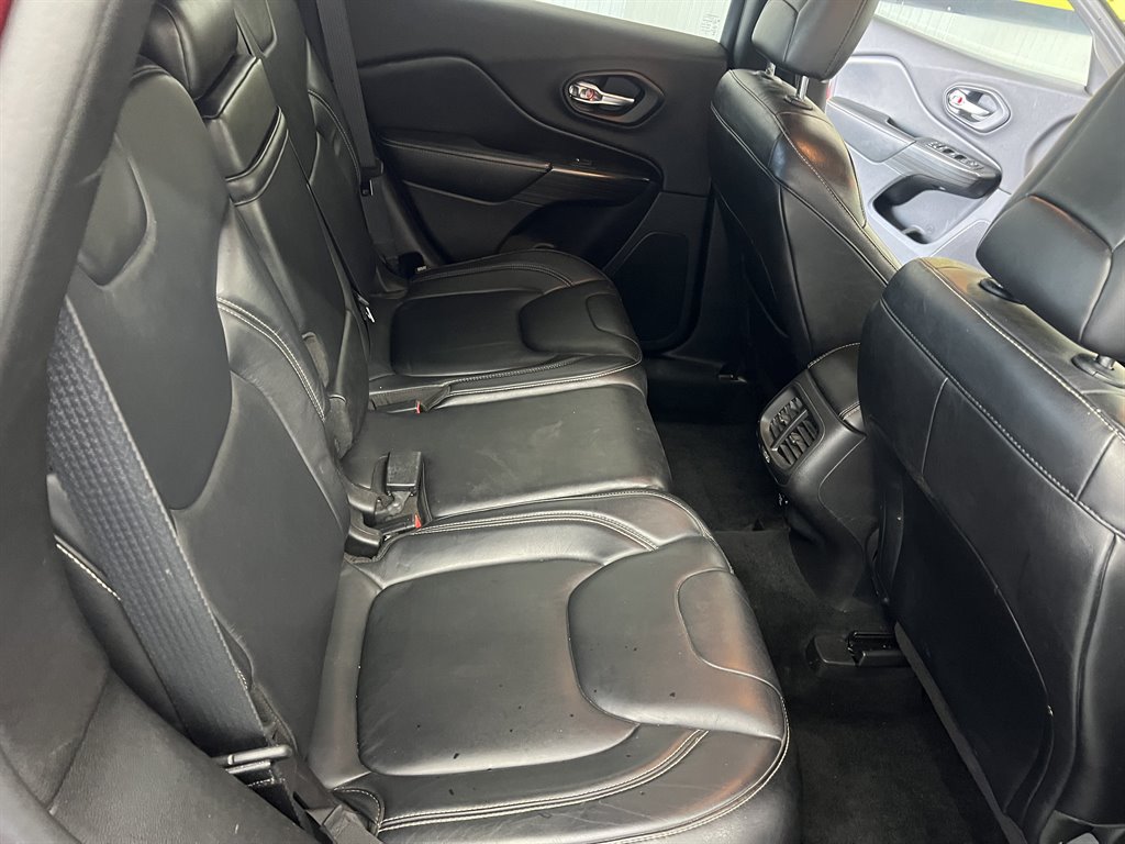 2014 Jeep Cherokee - $10,999