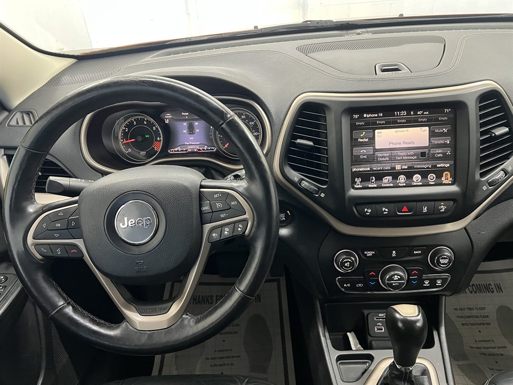 2014 Jeep Cherokee - $10,999