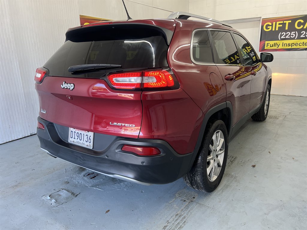 2014 Jeep Cherokee - $10,999