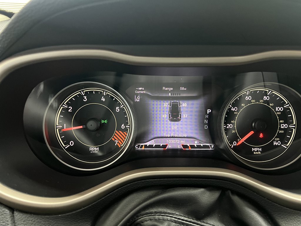 2014 Jeep Cherokee - $10,999