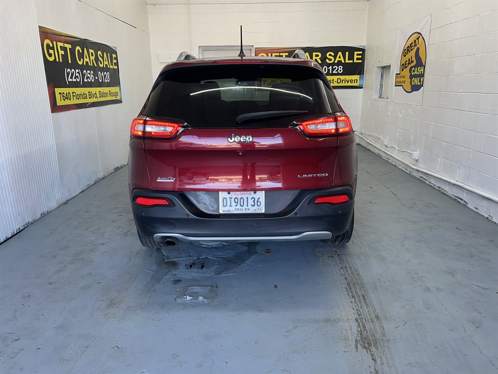 2014 Jeep Cherokee - $10,999