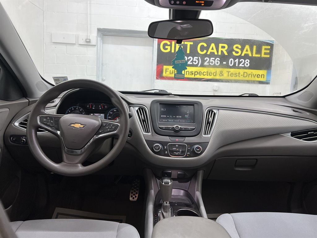 2017 Chevrolet Malibu - $10,755