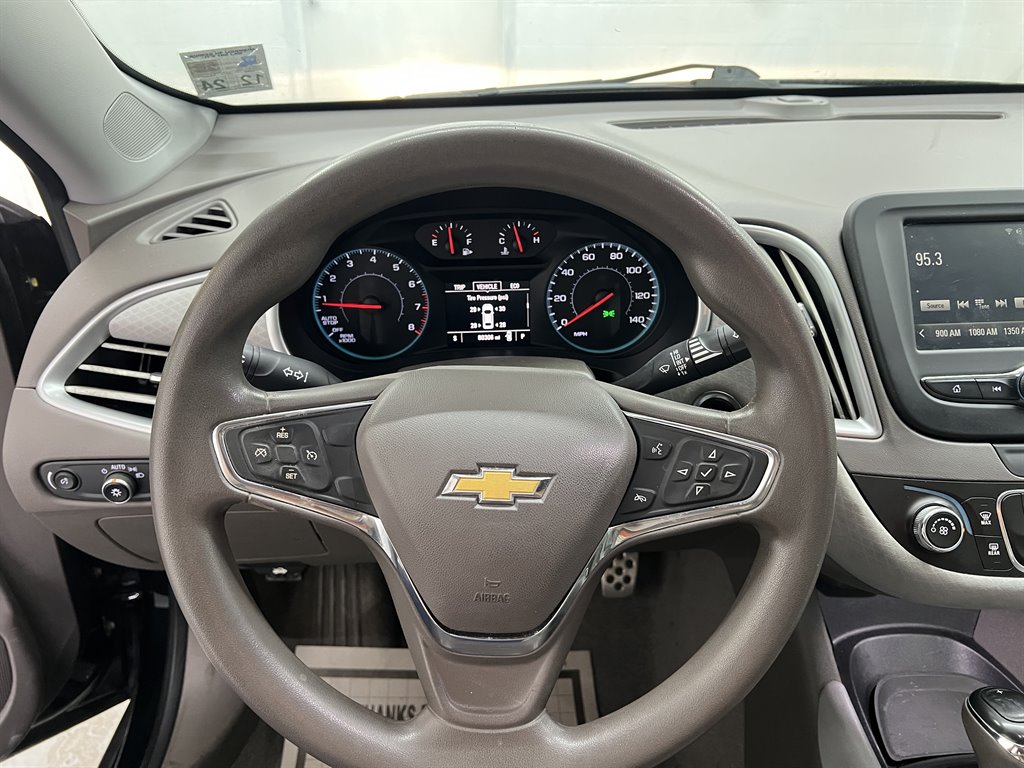 2017 Chevrolet Malibu - $10,755