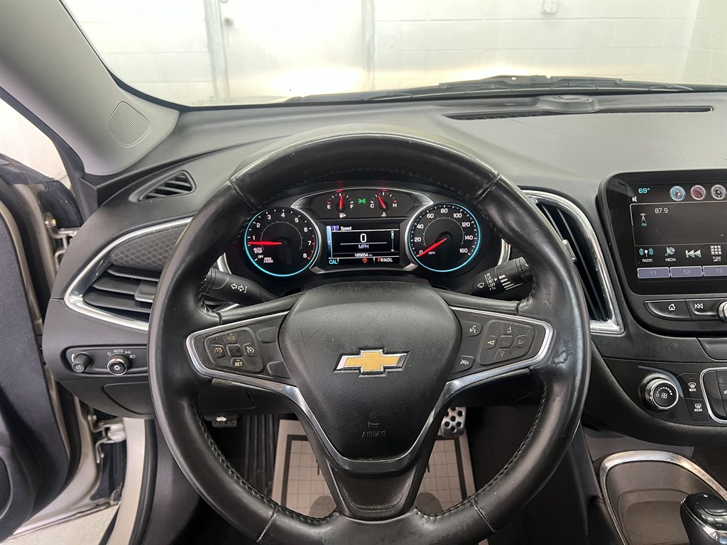 2016 Chevrolet Malibu - $7,499