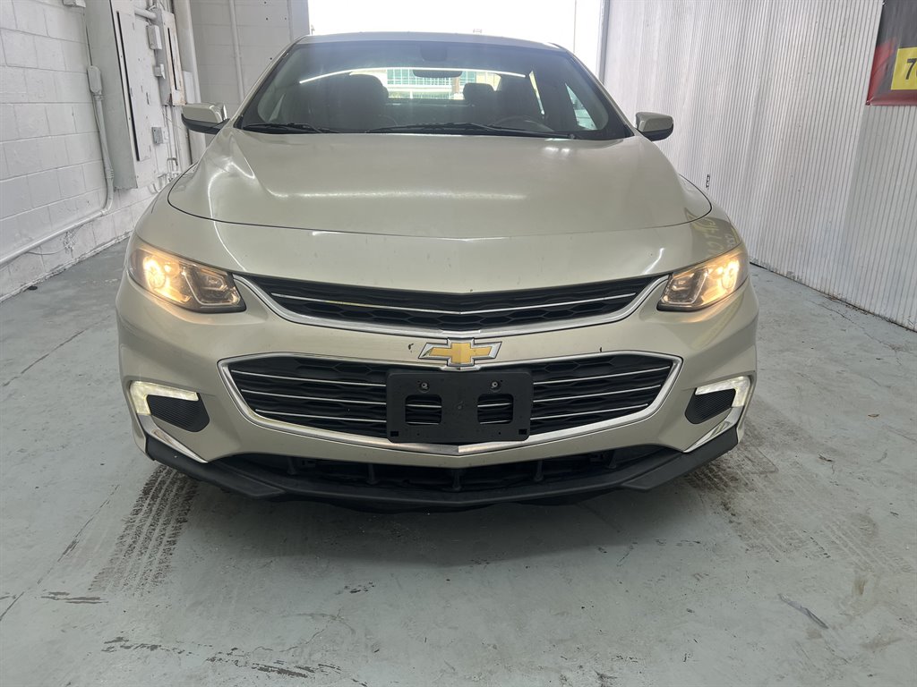 2016 Chevrolet Malibu - $7,499