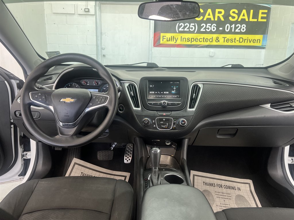 2016 Chevrolet Malibu - $8,599