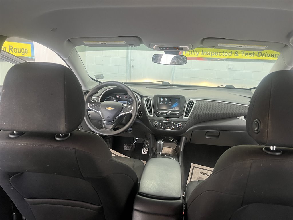 2016 Chevrolet Malibu - $8,599