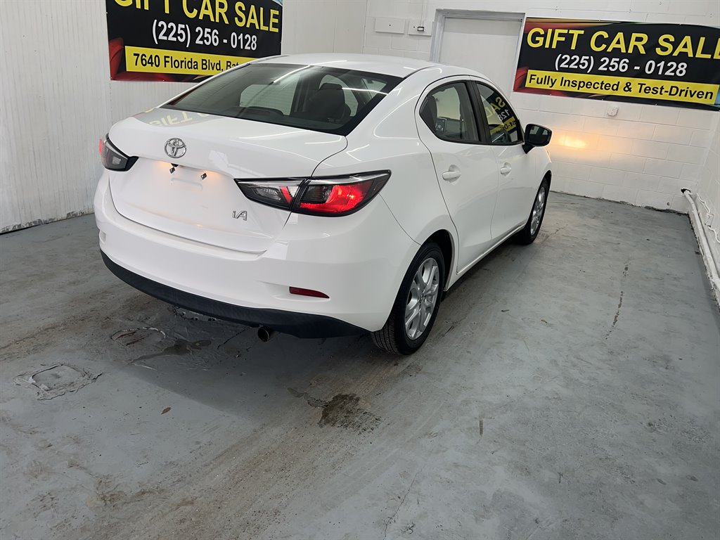 2018 Toyota Yaris iA Sedan photo