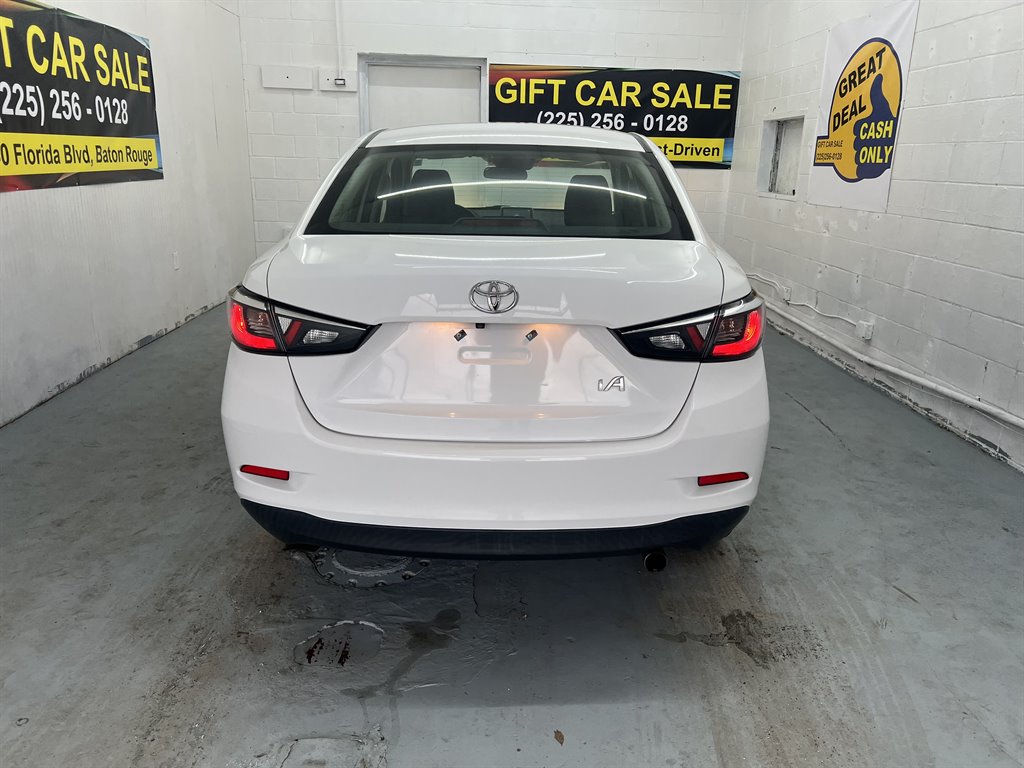 2018 Toyota Yaris iA Sedan photo