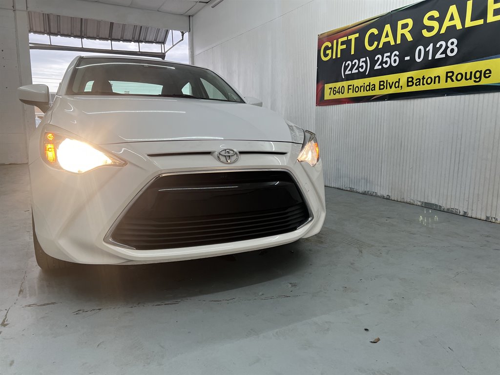 2018 Toyota Yaris iA Sedan photo