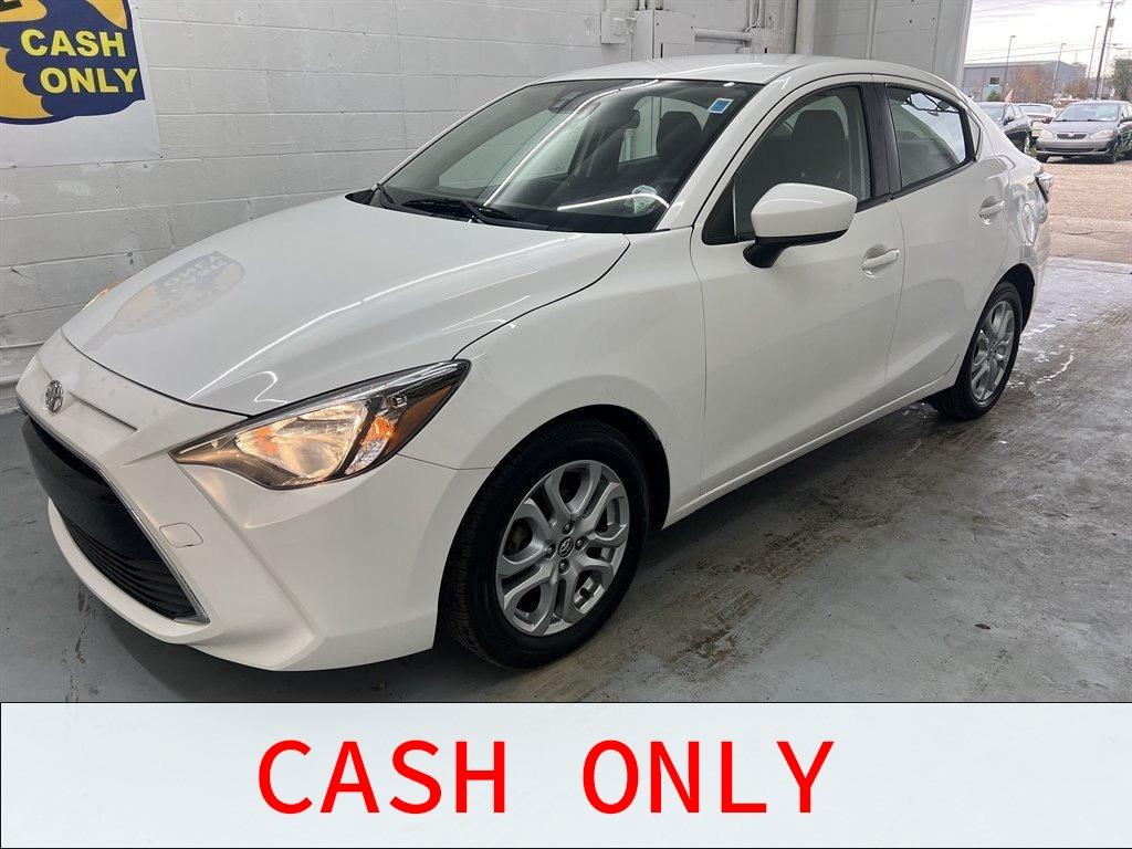 The 2018 Toyota Yaris iA Sedan photos