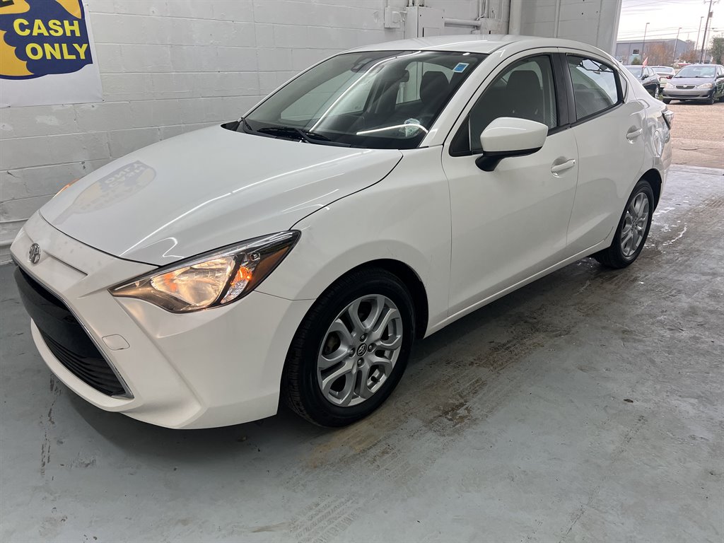 2018 Toyota Yaris iA Sedan photo