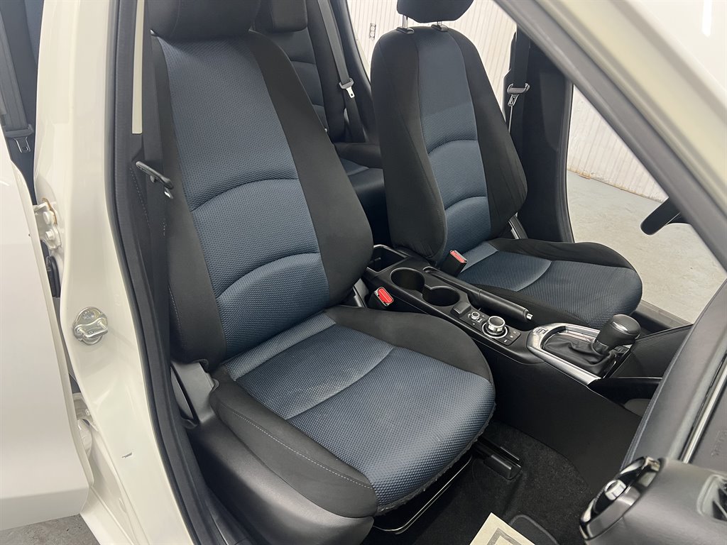 2018 Toyota Yaris iA Sedan photo