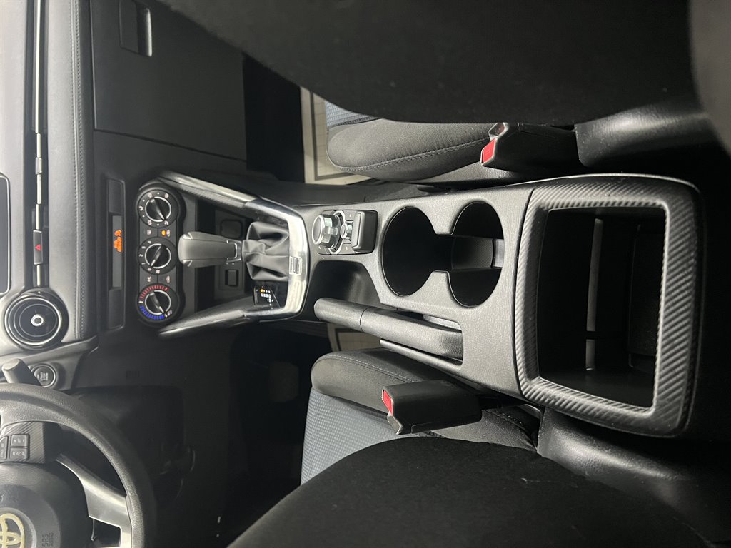 2018 Toyota Yaris iA Sedan photo