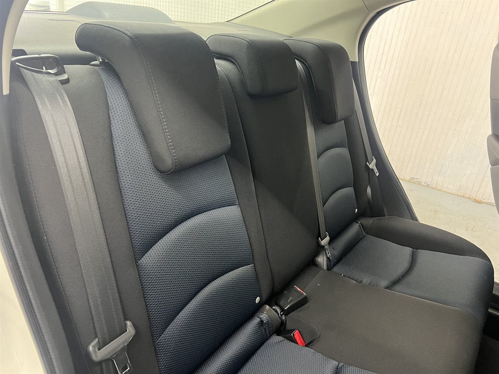 2018 Toyota Yaris iA Sedan photo