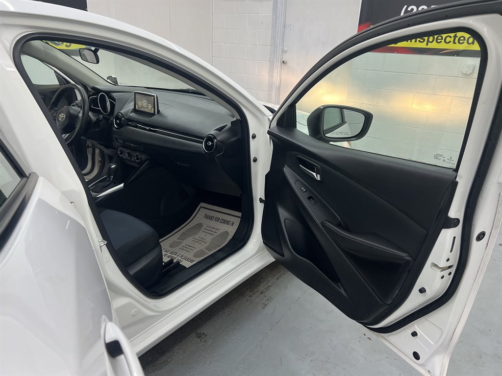 2018 Toyota Yaris iA Sedan photo