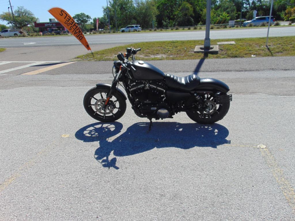 2020 Harley-Davidson Iron 883 XL883N photo