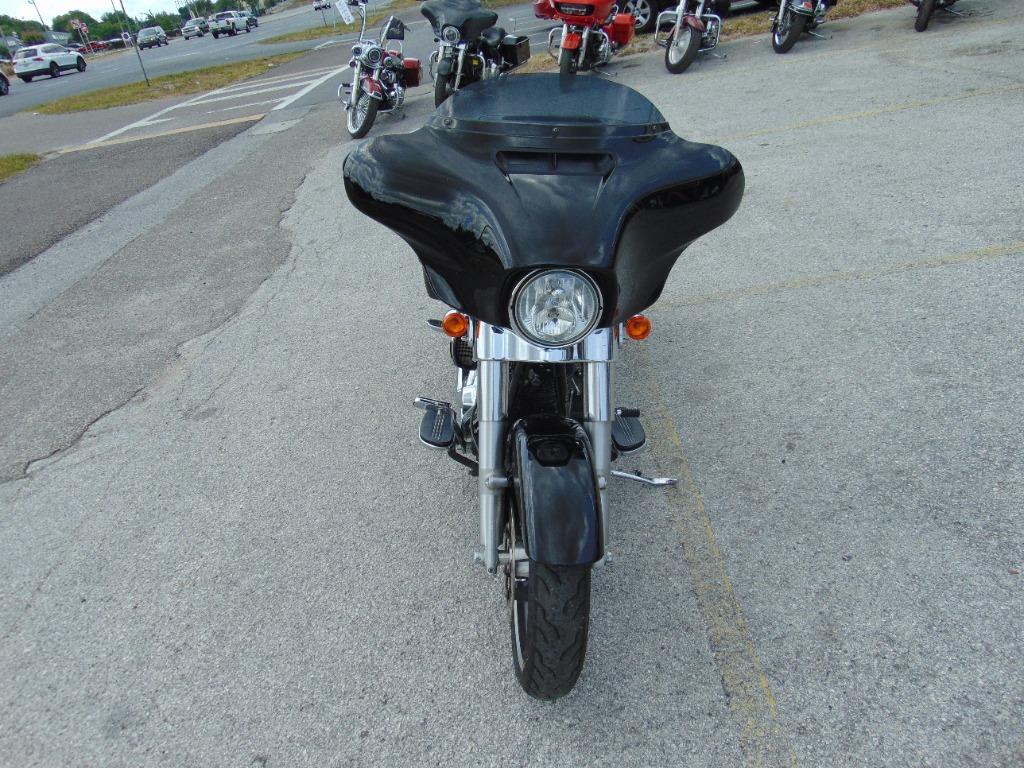 2016 Harley-Davidson Street Glide FLHX photo