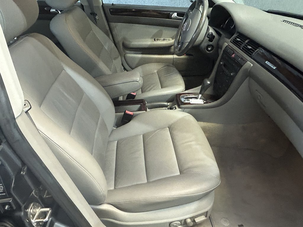 2004 Audi A6 3.0 Avant quattro photo
