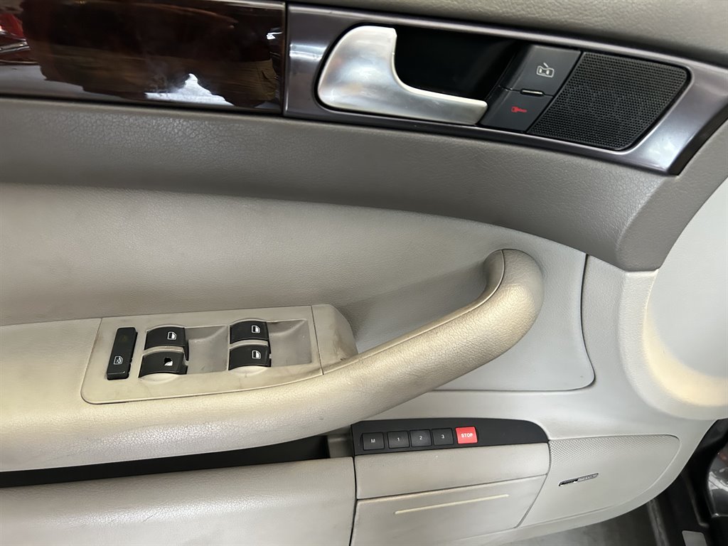 2004 Audi A6 3.0 Avant quattro photo