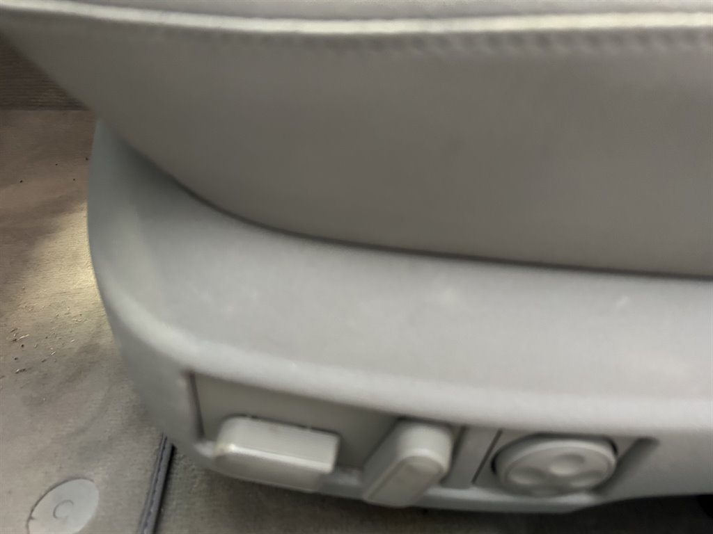 2004 Audi A6 3.0 Avant quattro photo