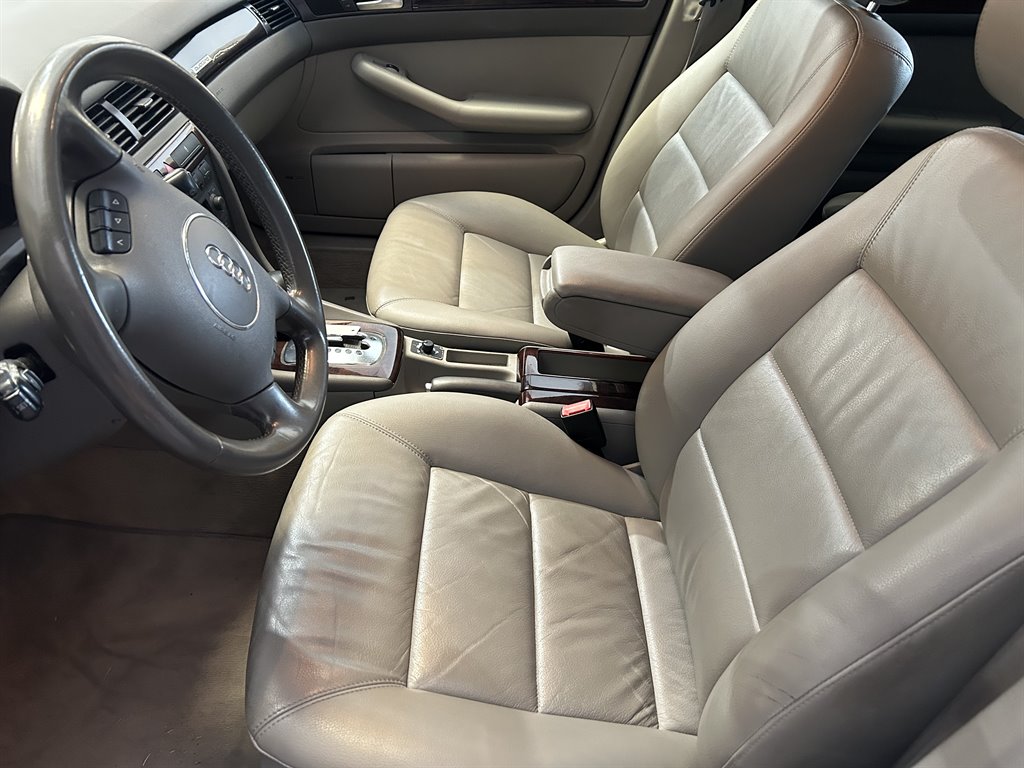 2004 Audi A6 3.0 Avant quattro photo