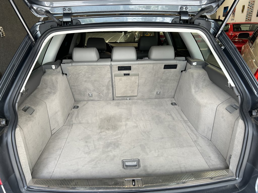 2004 Audi A6 3.0 Avant quattro photo