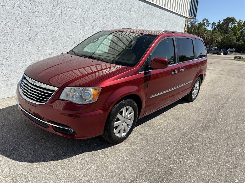 2014 Chrysler Town and Country Touring