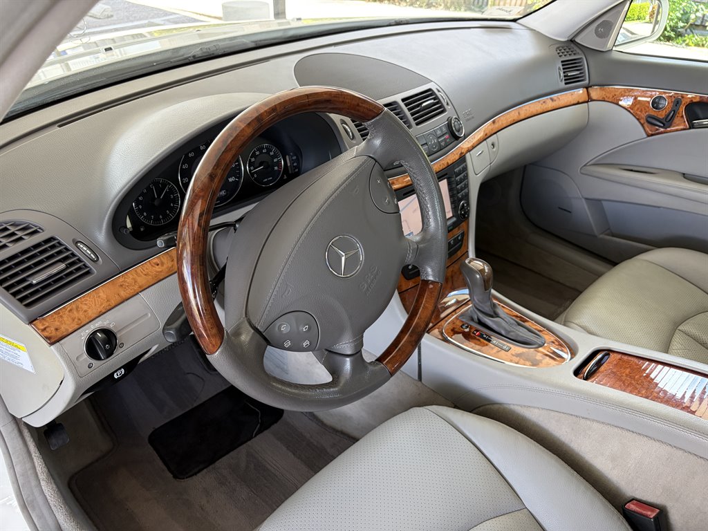 2006 Mercedes-Benz E Class - $9,775