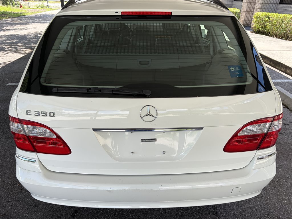 2006 Mercedes-Benz E Class - $9,775
