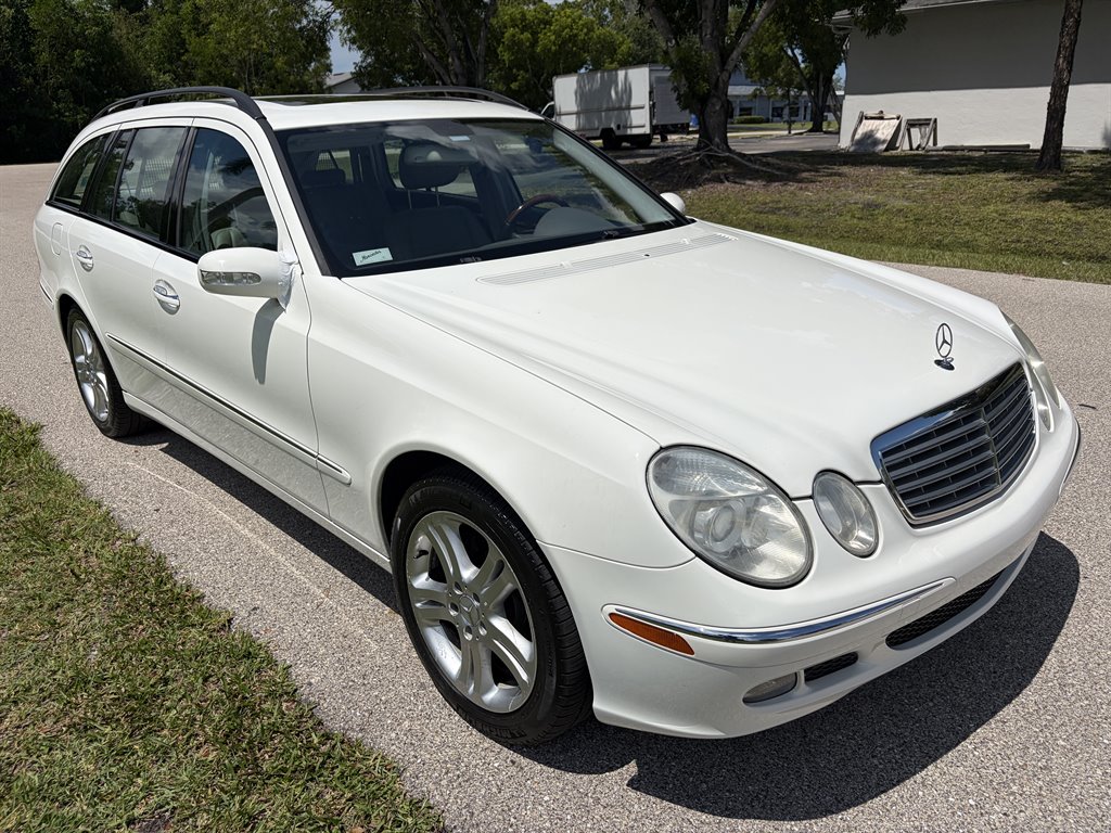 2006 Mercedes-Benz E Class - $9,775