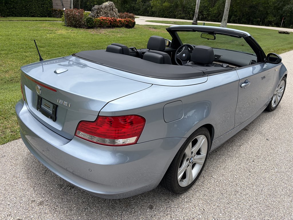 2009 BMW 128i - $10,999