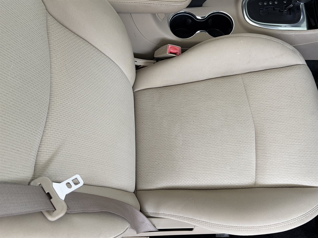 2013 Chrysler 200 - $7,999
