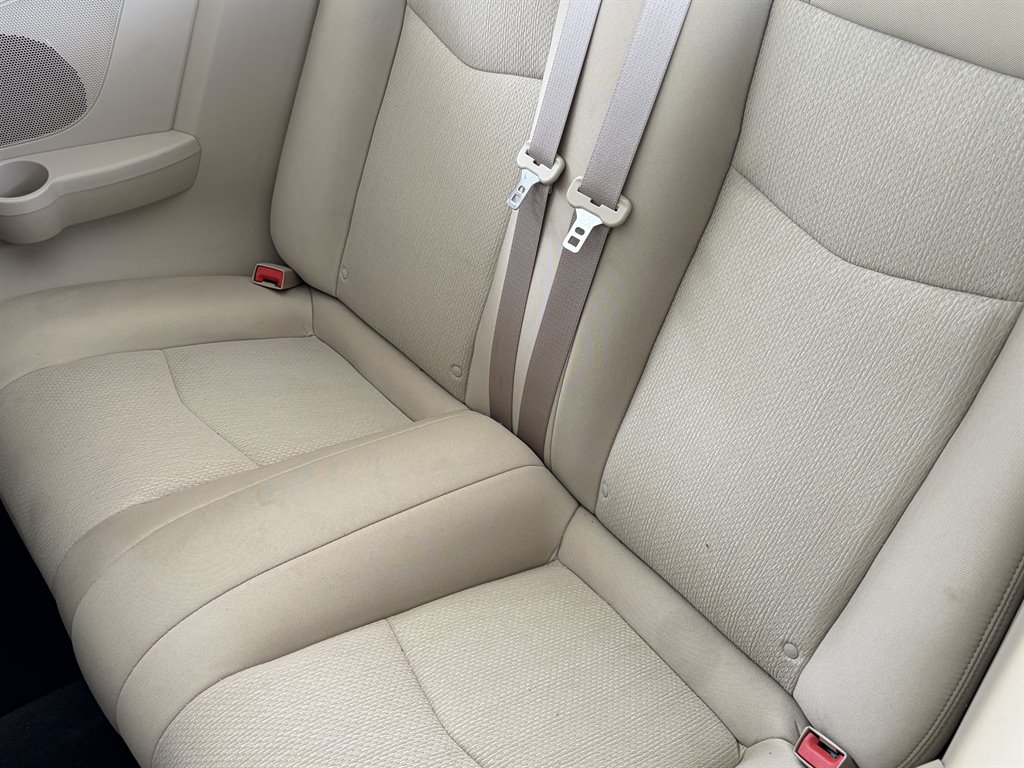 2013 Chrysler 200 - $7,999