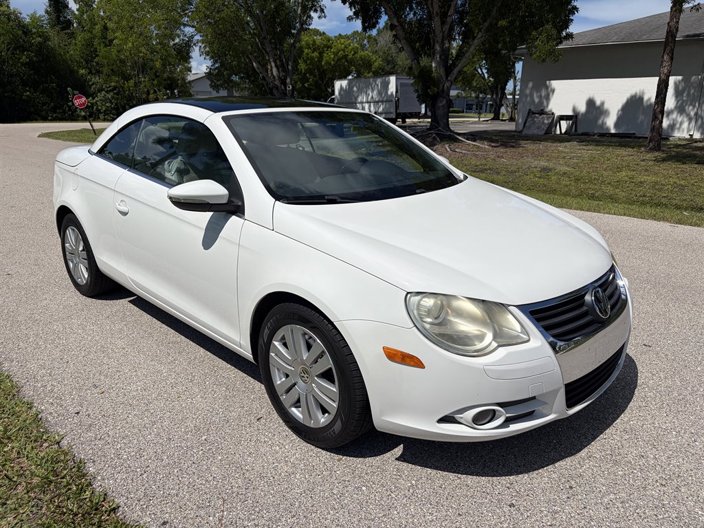 2010 Volkswagen Eos - $7,750
