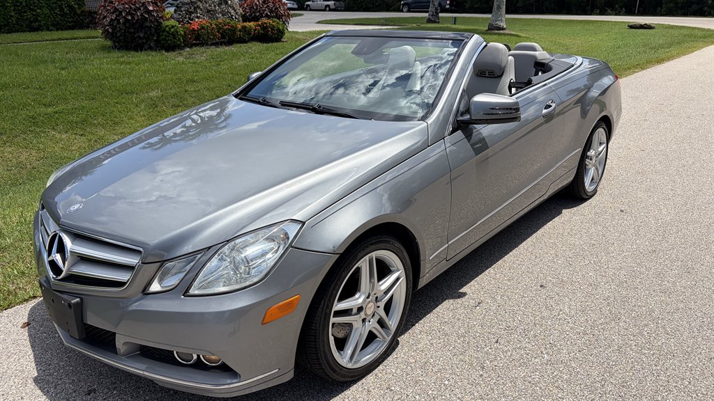 2011 Mercedes-Benz E-Class - $10,999