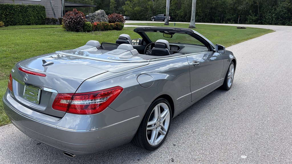 2011 Mercedes-Benz E-Class - $10,999