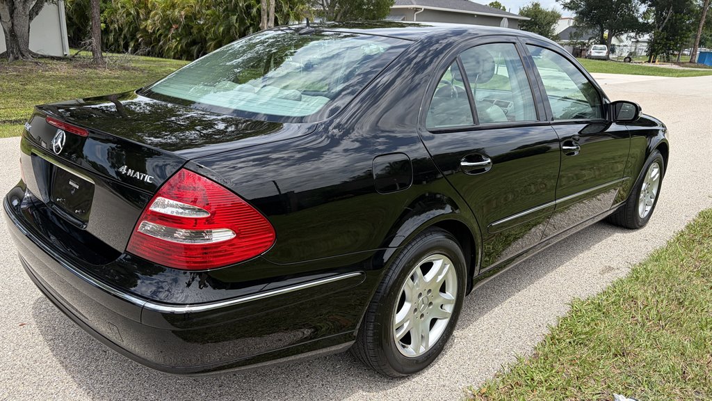 2006 Mercedes-Benz E Class - $9,500