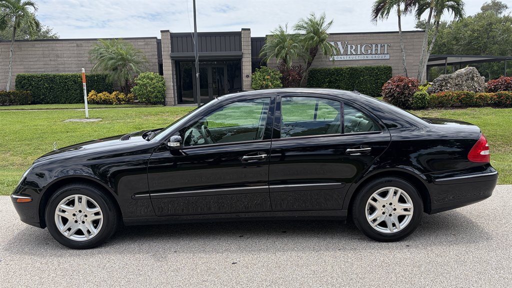 2006 Mercedes-Benz E Class - $9,500