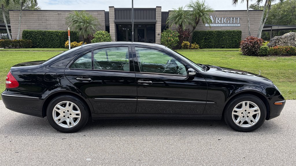 2006 Mercedes-Benz E Class - $9,500
