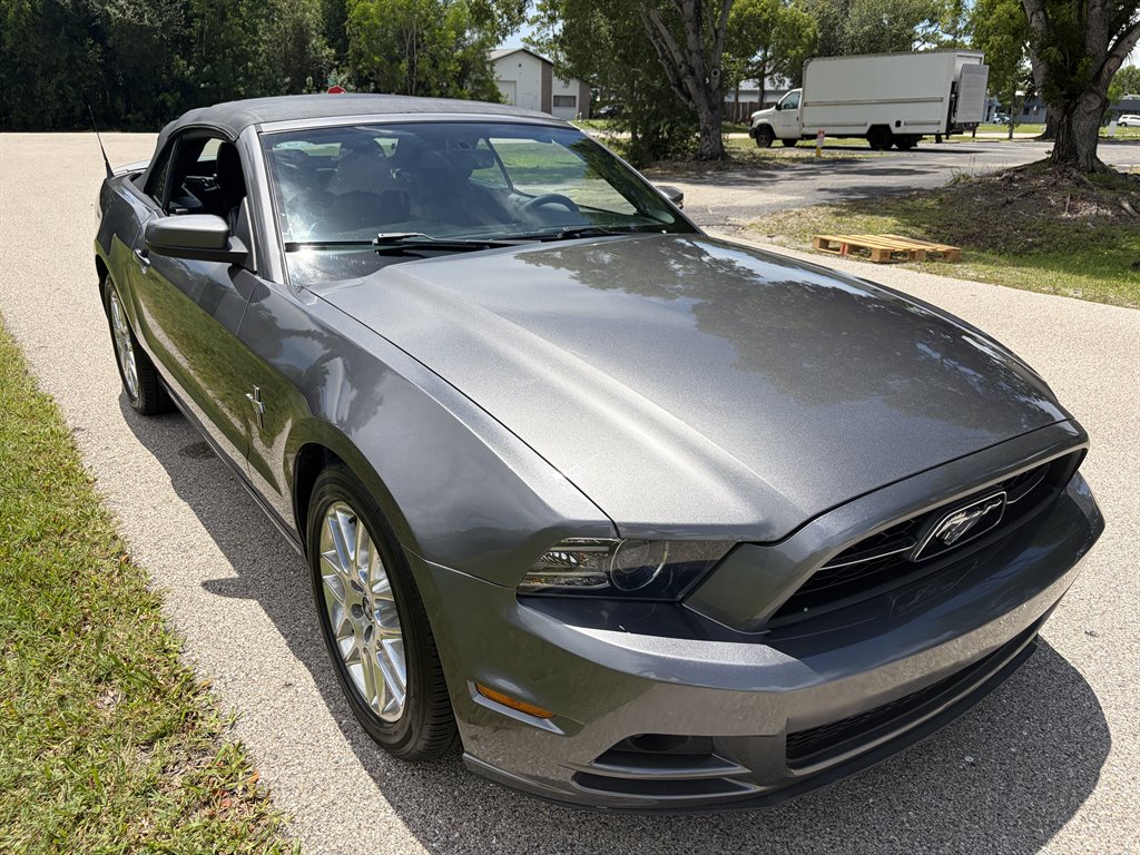 2014 Ford Mustang - $15,750