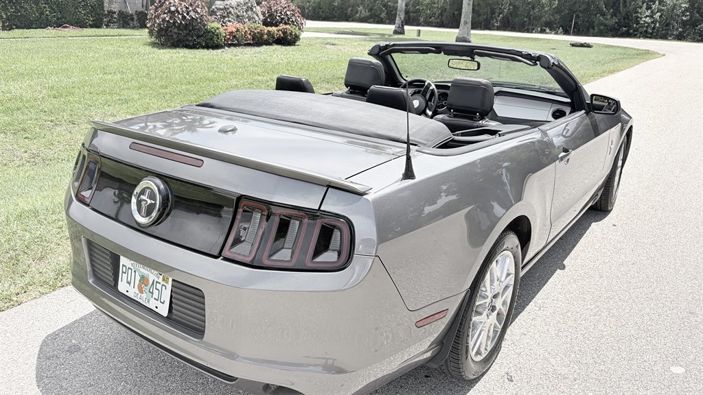 2014 Ford Mustang - $15,750