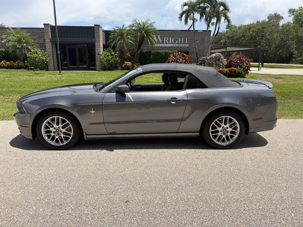 2014 Ford Mustang - $15,750