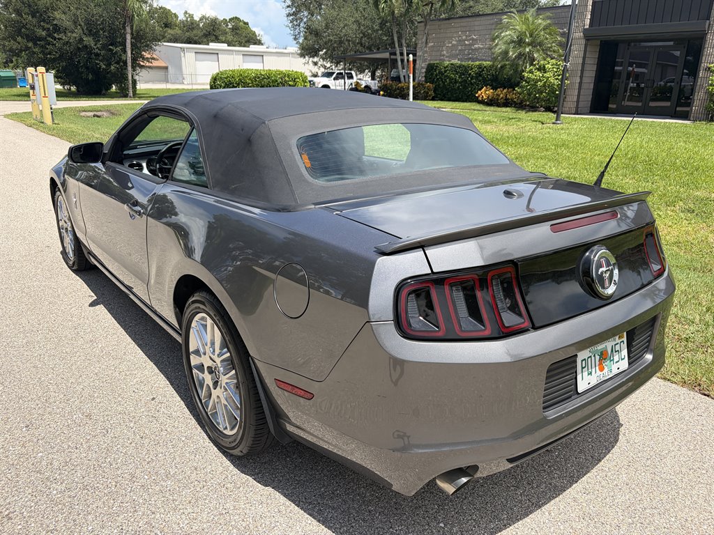 2014 Ford Mustang - $15,750
