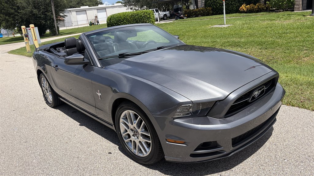 2014 Ford Mustang - $15,750