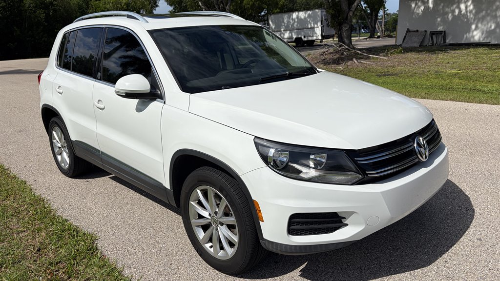 2017 Volkswagen Tiguan - $9,999