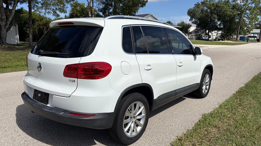 2017 Volkswagen Tiguan - $9,999