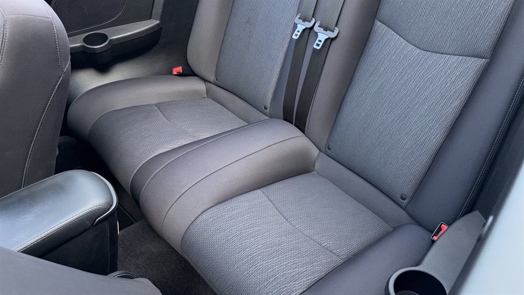 2012 Chrysler 200 - $8,999