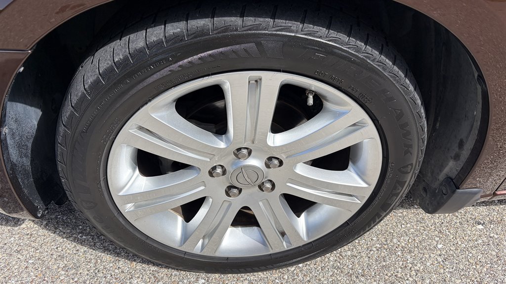 2012 Chrysler 200 - $8,999