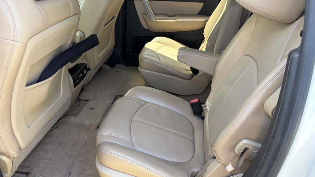 2012 GMC Acadia - $8,000